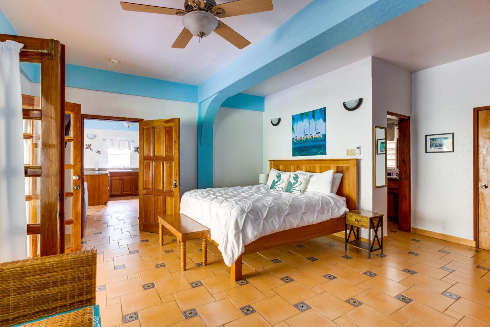 Los Porticos Placencia Habitación foto