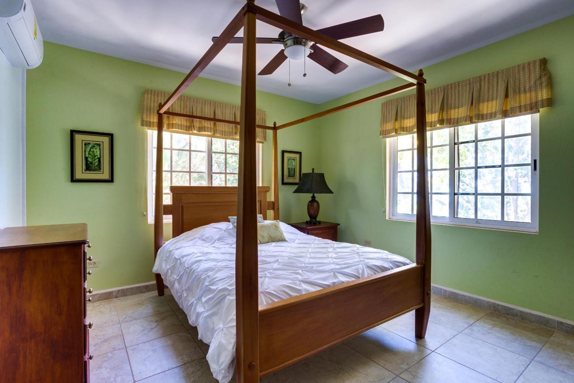 Los Porticos Placencia Habitación foto