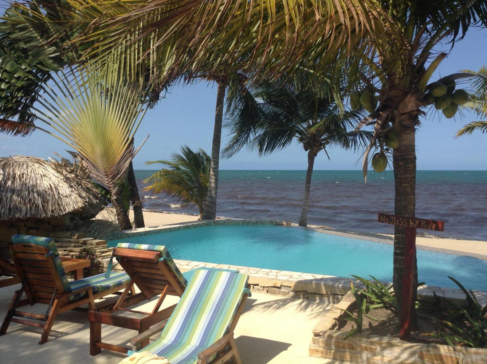 Los Porticos Placencia Habitación foto